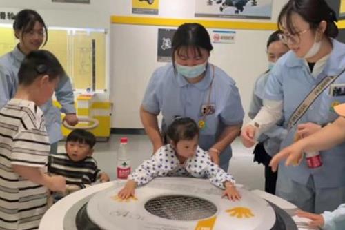 蚌埠市科技馆举办“科学启航，童心飞扬”六一儿童节特别活动