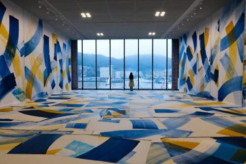 舟山美术馆：海岛风情之旅