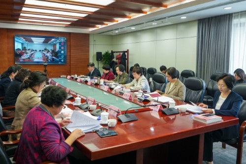 中国科协十届常委会女科技工作者专委会召开五年工作总结会议